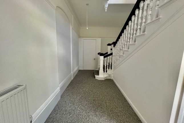 3, Innerwyke Manor, Bognor Regis photo 2