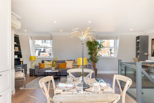 Flat for sale in Egerton Gardens, Chelsea, London