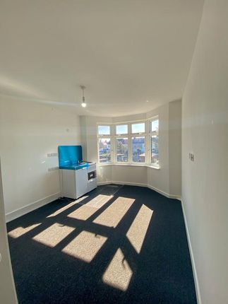 St johns road, Ilford photo 5
