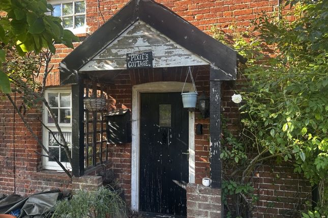 Pixies Cottage, The Street, King's Lynn photo 2