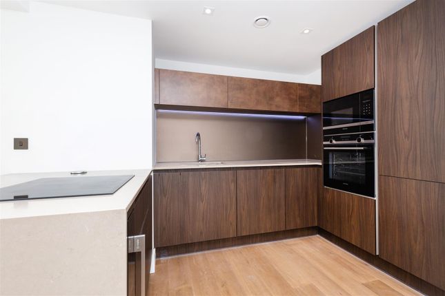 Flat 123, 7A Exchange Gardens-9.Jpg