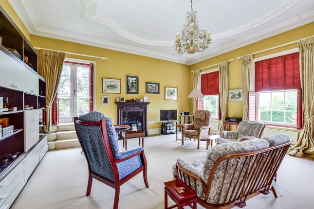 6 Breakspear Place, Abbots Langley photo 2