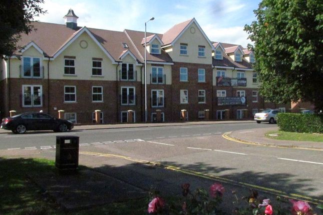 Flat to rent in Main Road, Harwich, Essex