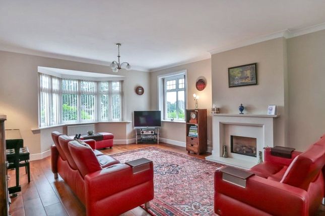 5, Springfield Crescent, Poole photo 4