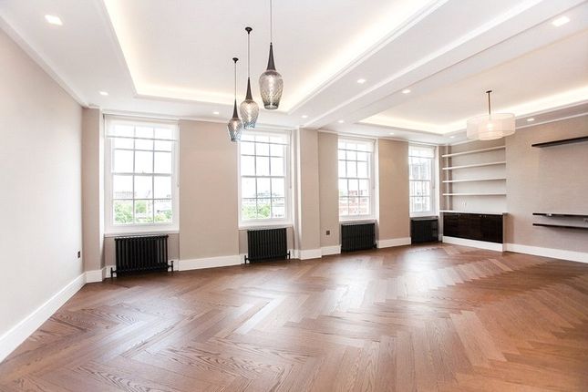 Flat for sale in South Lodge, Circus Road, St. John's Wood, London