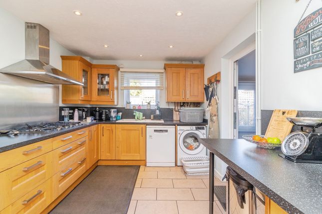 16, Tyrill, Milton Keynes photo 4