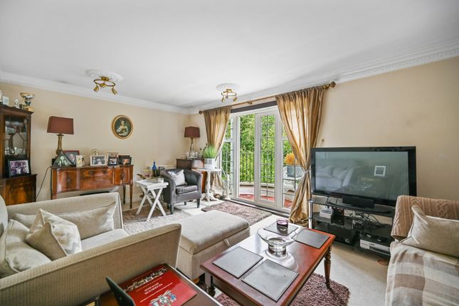 Flat 5, Elm House, 97, Ducks Hill Road, Middlesex photo 3