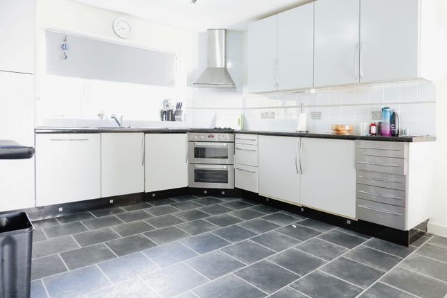 Thumbnail Flat for sale in Foley Road East, Streetly, Sutton Coldfield