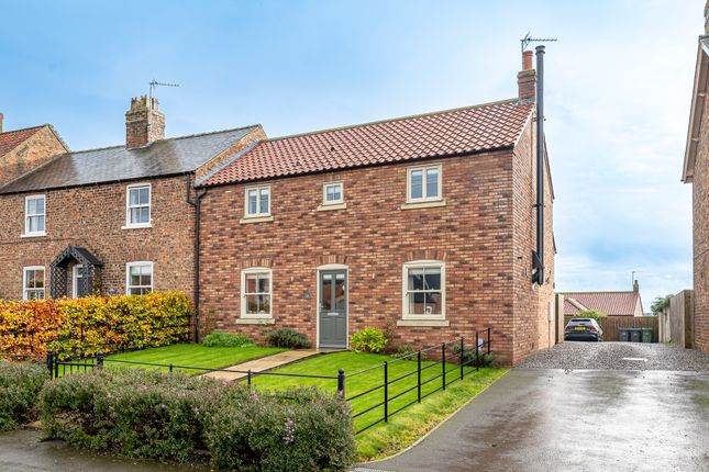 Thumbnail Semi-detached house for sale in Raskelf, York