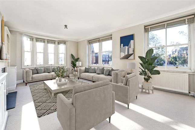 Flat for sale in Windsor Court, Moscow Road, London