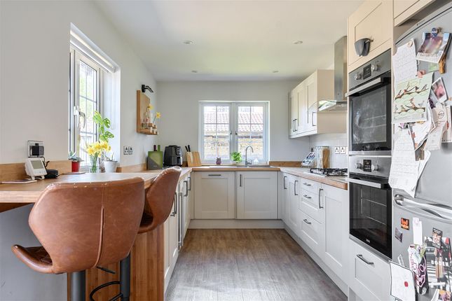 32, Westwells, Corsham photo 2