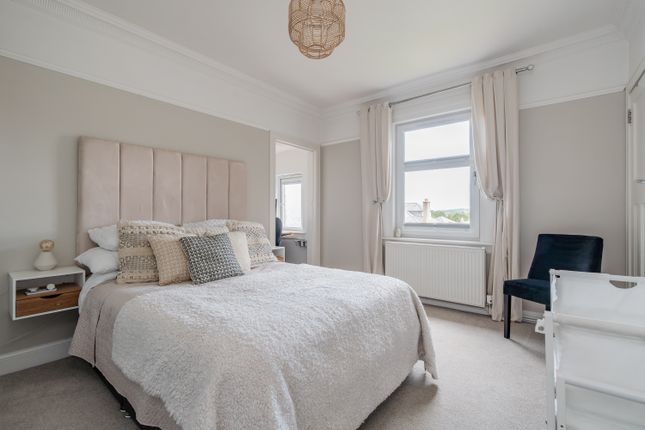 21, Hailes Grove, Edinburgh photo 4