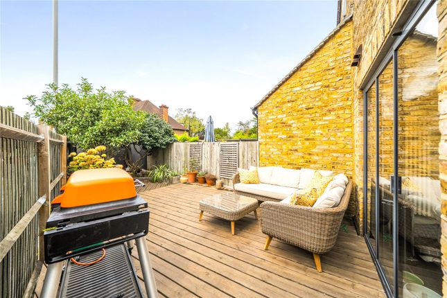 Ellerton Road, Surbiton photo 4