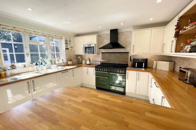 The Larches, 10a, Sibden Road, Shanklin photo 2