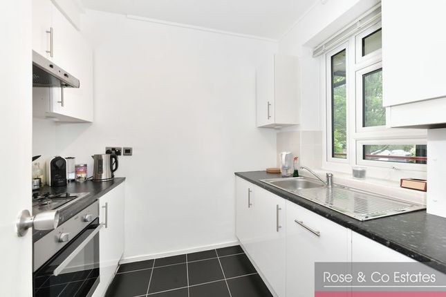 Studio to rent in Holmesdale House, West End Lane, London