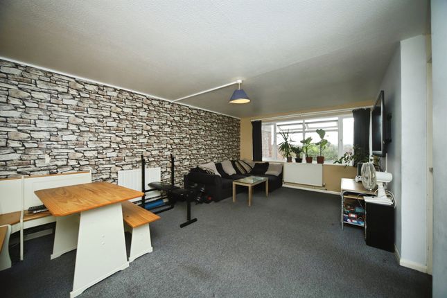 Flat 21, Saltlands House, Saltlands Avenue, BRIDGWATER photo 2
