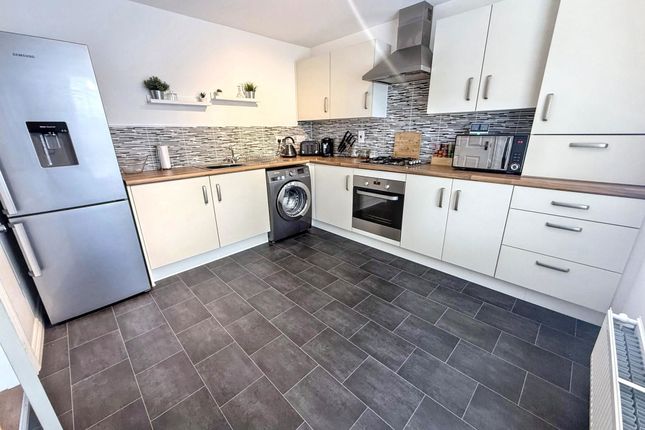 6, School Close, Cramlington photo 3