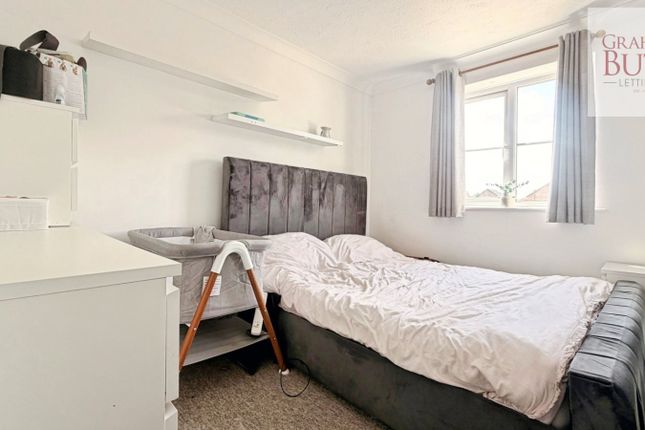 Flat 30,, Dorking Court, Rustington photo 3