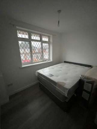 Shared accommodation to rent in Roseway, Belgrave, Leicester
