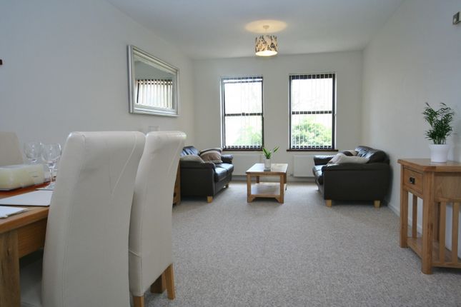 Thumbnail Flat to rent in Chariotts Place, William Street, Windsor