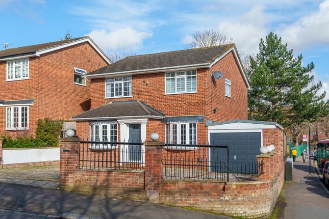 4-bed house on 53, Sylvan Road, London, £900,000