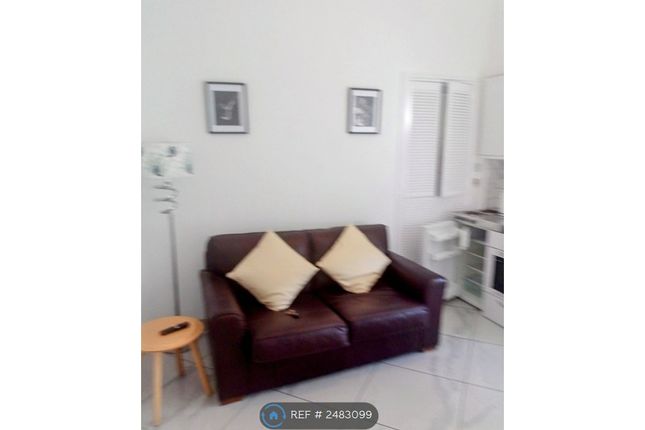 Sitting Room / Small Kitchen