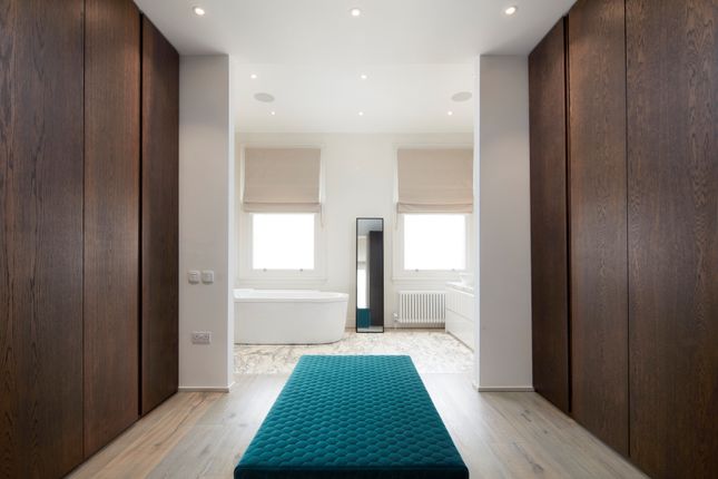 Terraced house for sale in Sutherland Avenue, London