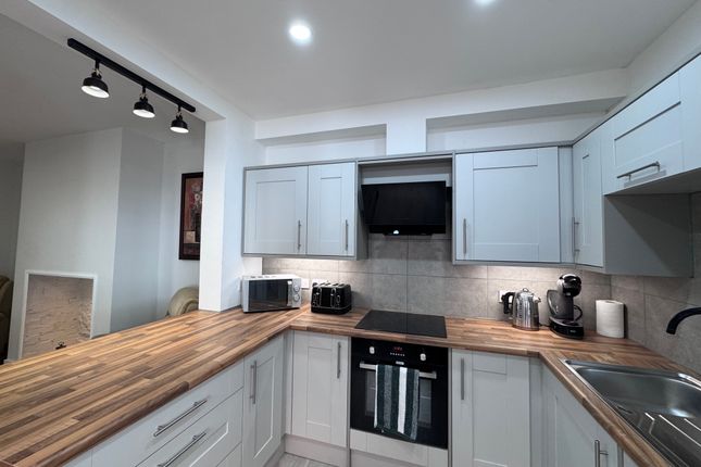 14, Portland Street, Whitwell photo 2