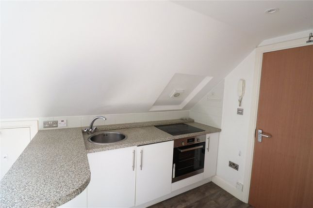 Flat 3, 22A, Old Rectory Gardens, Edgware photo 4