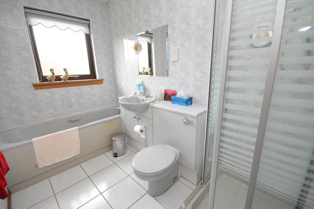 19 Fairways Avenue, Falkirk photo 4