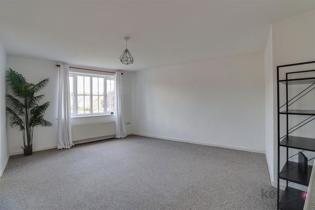 12, Stanier Way, Sheffield photo 2