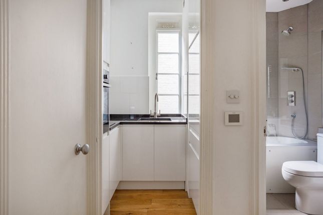 Flat for sale in St. James's Street, London