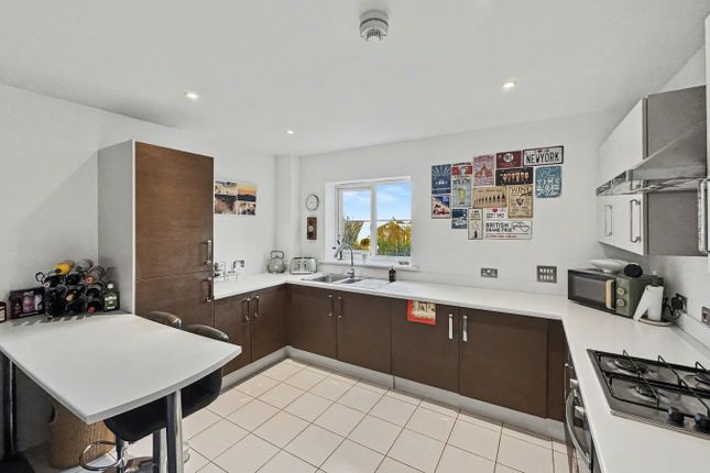 Warkworth House, Waratah Drive, Chislehurst photo 3