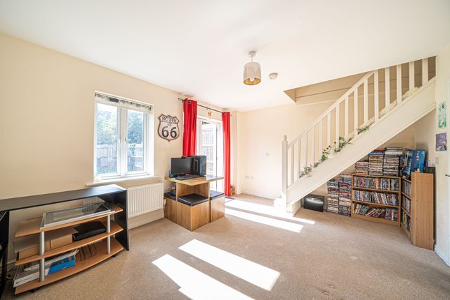 2 Sawyer Close, Tidworth photo 3