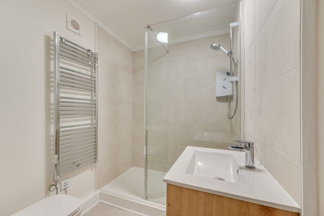 49 Storthwood Court, Sheffield photo 4