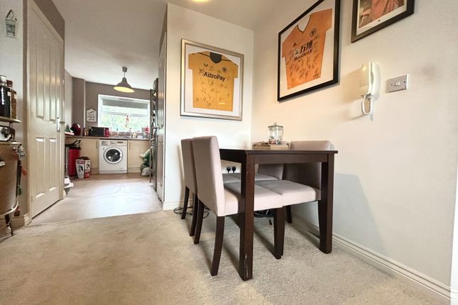 53, Goodrich Mews, Upper Gornal photo 3