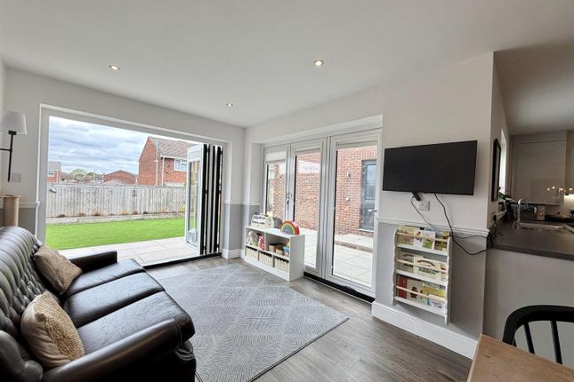 6, Ashbourne Way, Leamington Spa photo 4