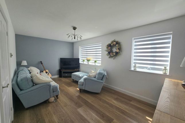 58 Cefn Glas Road, Bridgend photo 4