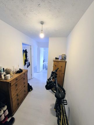 25, Somerset Gardens, Creighton road photo 4