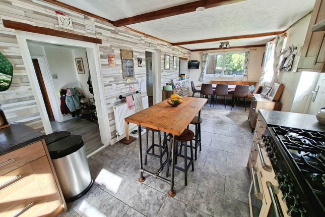 Hazelnut Cottage,, Hurn Road, Holbeach photo 4