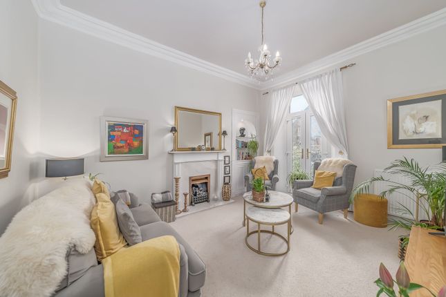2 Holyrood Street, Carnoustie photo 4