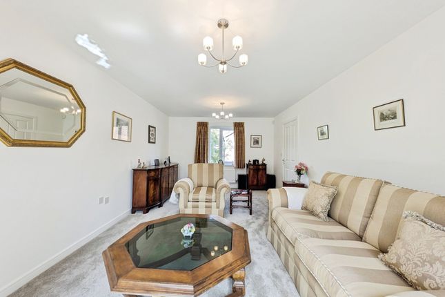 28, Rosewood Drive, Newcastle upon Tyne photo 3