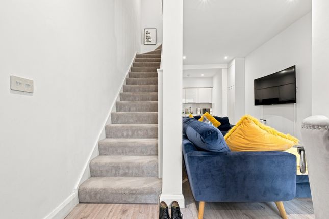 Flat 9, Arlingham House, St. Albans Road, South Mimms photo 4