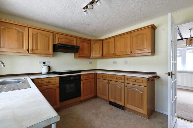 81, Bentleys Way, Worcestershire photo 3