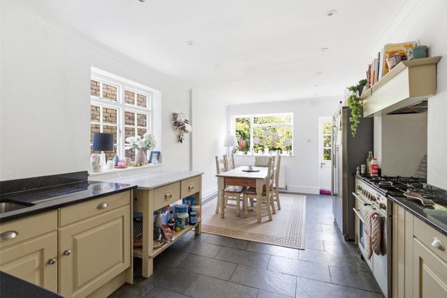 27, Narbonne Avenue, London photo 4