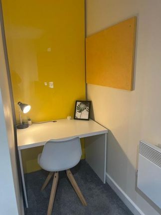 Studio to rent in Millstone Place, Millstone Lane, Leicester