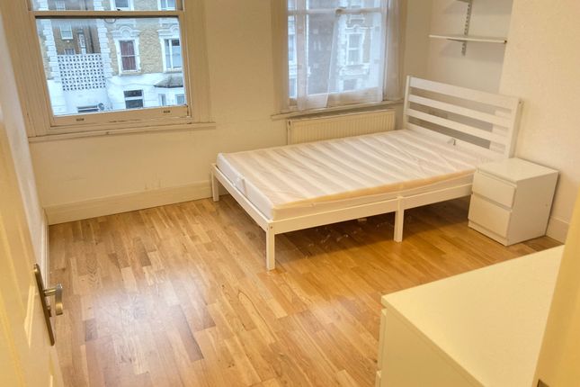 Thumbnail Studio to rent in Very Near Windsor Road Area, Ealing Broadway