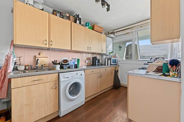 Flat 27, 1, Ashbridge Street, London photo 4