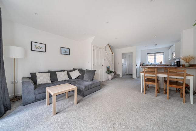 29, Farrier Lane, Cranleigh photo 4