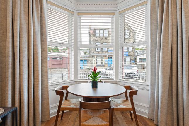 13, Torphichen Street, Bathgate photo 4